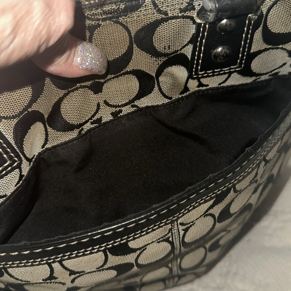 Coach Vintage Hampton F13973
Handbag Signature Jacquard &
Leather - Picture 10 of 16